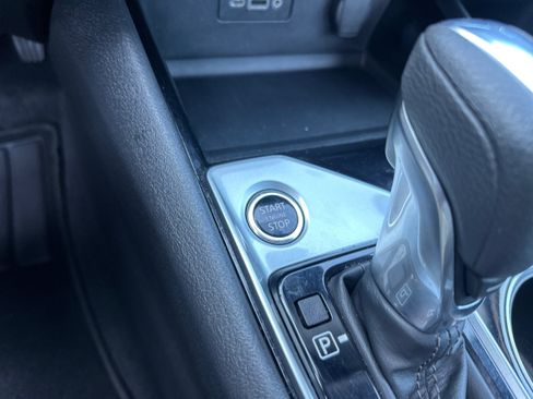 Used 2024 Nissan Altima 2.5 SV FWD image 31