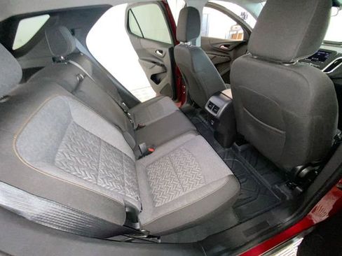 Used 2024 Chevrolet Equinox LT w/ LPO, Floor Liner Package FWD image 32