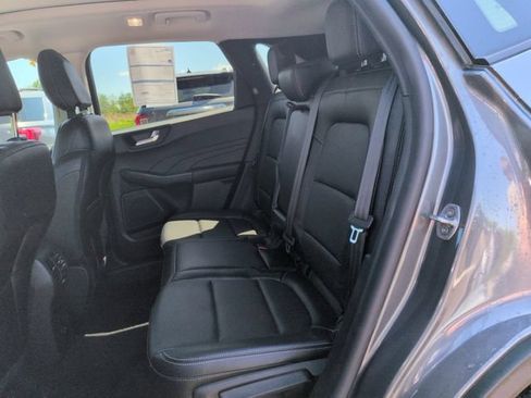 Certified 2022 Ford Escape SEL AWD/4WD image 22