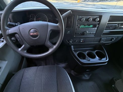 Used 2025 GMC Savana 2500 w/ Driver Convenience Package RWD image 12