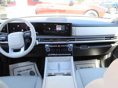 Used 2025 Hyundai Santa Fe Limited AWD/4WD image 12