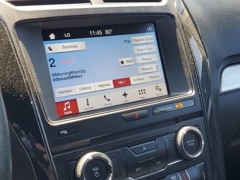Used 2017 Ford Explorer XLT w/ Equipment Group 202A FWD image 21