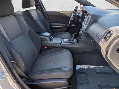 Used 2022 Dodge Charger SXT image 23