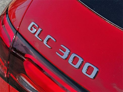 New 2025 Mercedes-Benz GLC 300 4MATIC image 14