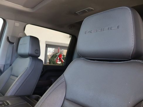Used 2022 GMC Sierra 2500 Denali image 16
