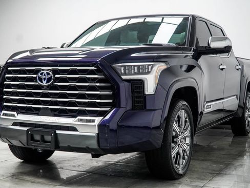 Used 2022 Toyota Tundra Capstone AWD/4WD image 8
