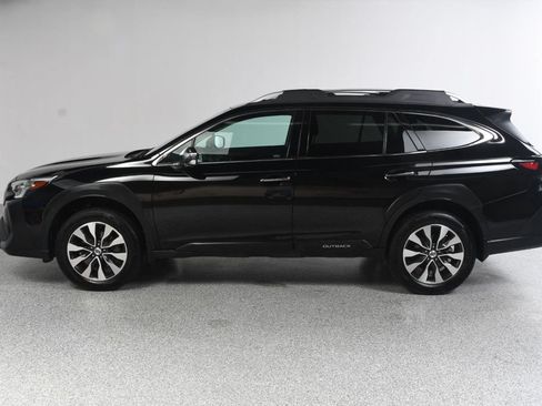 Used 2024 Subaru Outback Touring AWD/4WD image 3