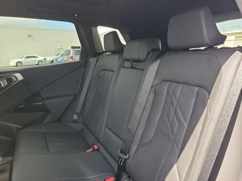 New 2026 BMW X3 xDrive30i w/ M Sport Package AWD/4WD image 8