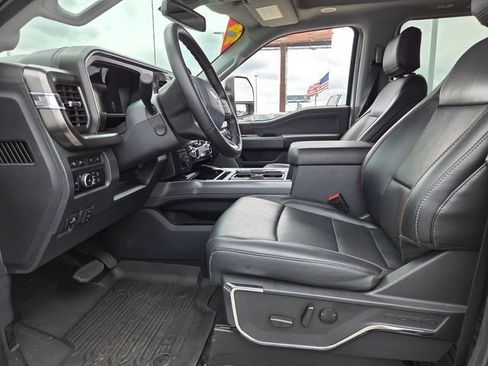 Used 2024 Ford F250 Lariat w/ Lariat Ultimate Package AWD/4WD image 5