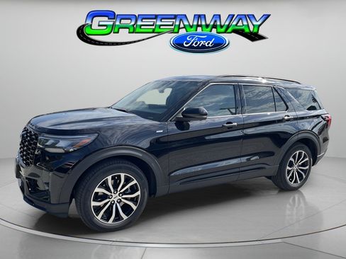 New 2026 Ford Explorer ST-Line RWD image 1