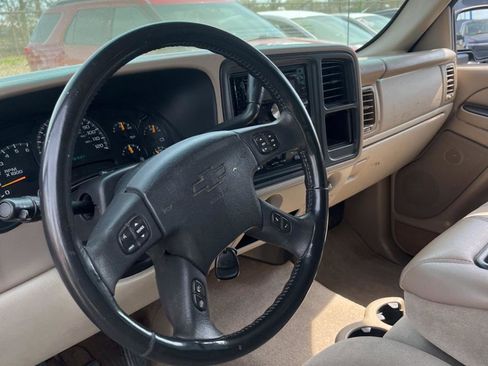 Used 2005 Chevrolet Tahoe LS image 14