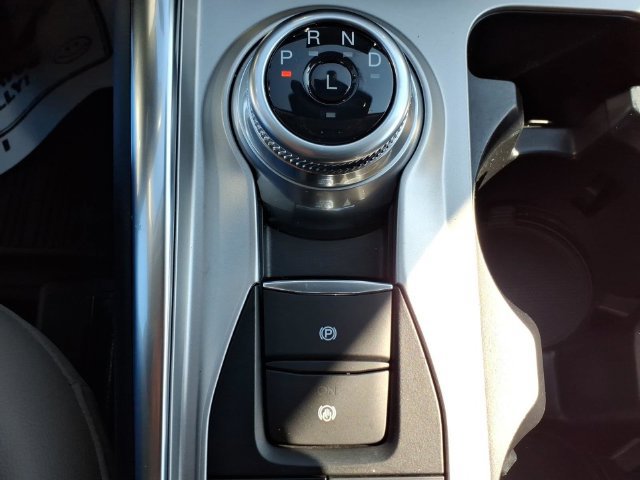 Used 2023 Ford Explorer Limited w/ Limited Technology Package AWD/4WD image 24
