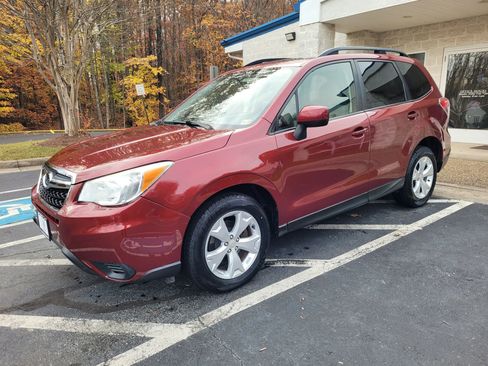 Used 2014 Subaru Forester 2.5i Premium w/ All-Weather Package image 2