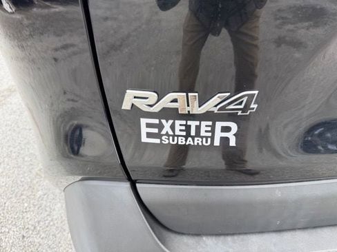 Used 2019 Toyota RAV4 Limited w/ Cold Weather Package image 21