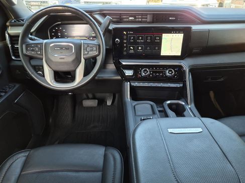 Used 2024 GMC Sierra 2500 Denali w/ Denali Reserve Package image 17