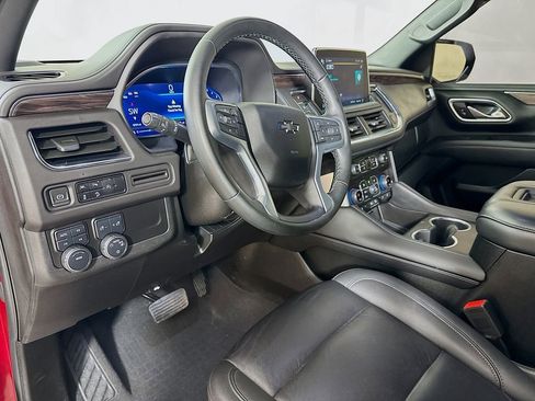 Used 2024 Chevrolet Tahoe Z71 image 9