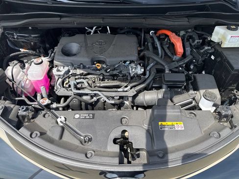Certified 2025 Toyota Sienna Limited AWD/4WD image 25