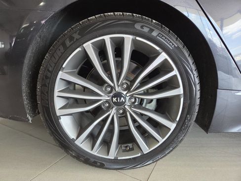 Used 2019 Kia Stinger AWD/4WD image 10