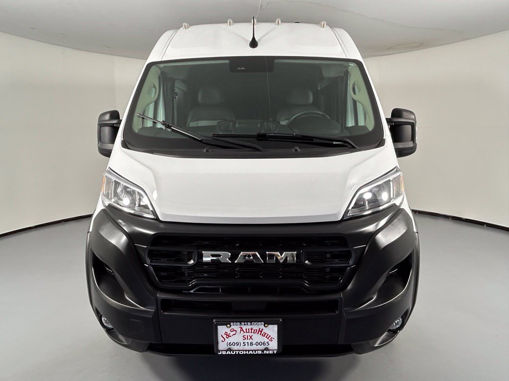 Used 2026 RAM ProMaster 2500 w/ Convenience Group FWD image 2