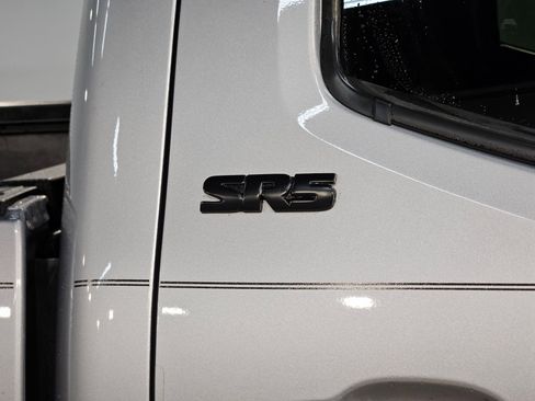 Used 2020 Toyota Tacoma SR5 image 36