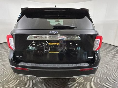 Used 2020 Ford Explorer XLT w/ Equipment Group 202A AWD/4WD image 3