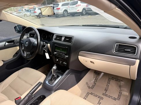 Used 2014 Volkswagen Jetta TDI FWD image 32
