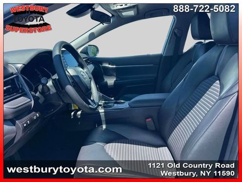 Certified 2022 Toyota Camry SE w/ Carpet Mat Package (TMS) FWD image 18