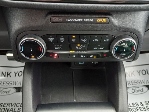 Used 2023 Ford Escape ST-Line w/ Cold Weather Package FWD image 23