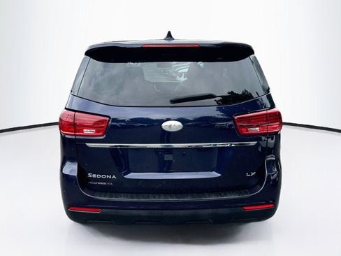 Used 2019 Kia Sedona LX FWD image 6