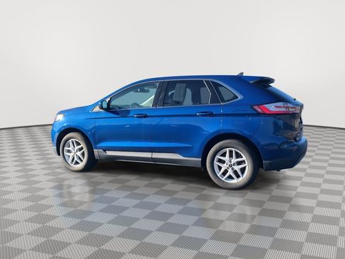 Used 2023 Ford Edge SEL image 6