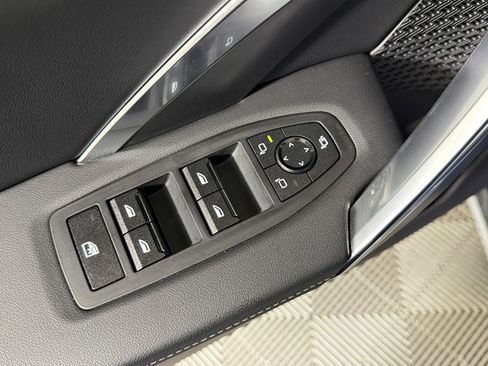 Used 2025 BMW X1 xDrive28i w/ Premium Package image 19