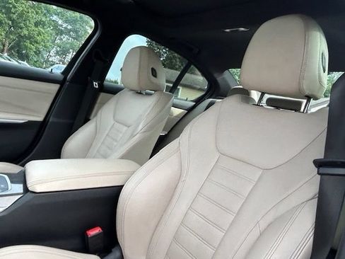 Used 2019 BMW 330i xDrive Sedan w/ Premium Package AWD/4WD image 12