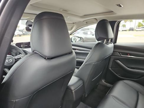 New 2026 MAZDA MAZDA3 2.5 S Sedan w/ Preferred Pkg image 10