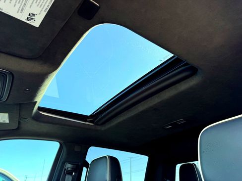 Used 2022 GMC Sierra 1500 AT4X image 14