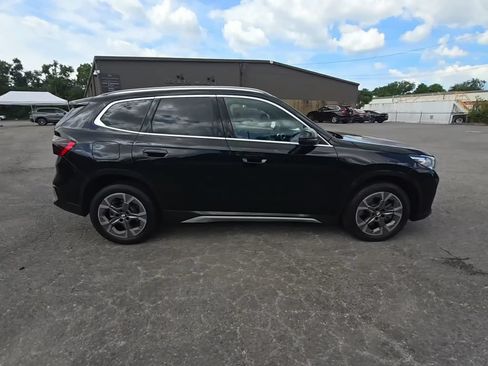 Used 2026 BMW X1 xDrive28i AWD/4WD image 2