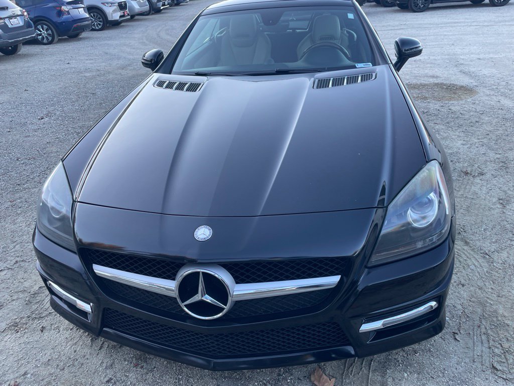 Used 2013 Mercedes-Benz SLK 250 image 2