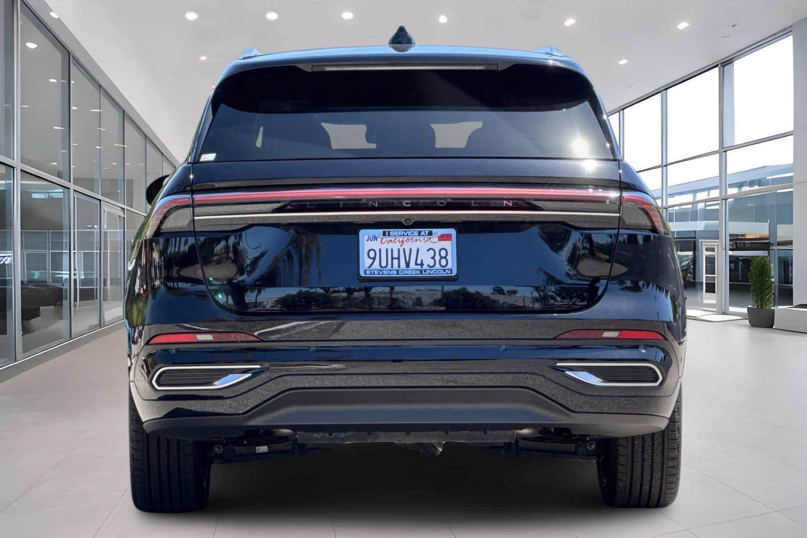 Certified 2024 Lincoln Nautilus Black Label AWD/4WD image 5
