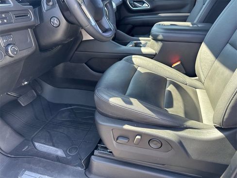 Certified 2023 Chevrolet Tahoe Z71 w/ Luxury Package image 10