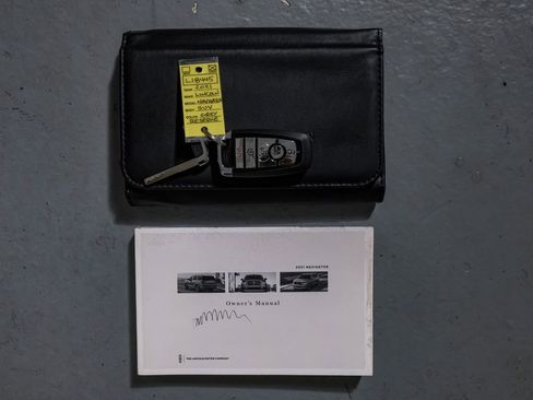 Used 2021 Lincoln Navigator L Reserve w/ Luxury Package AWD/4WD image 57