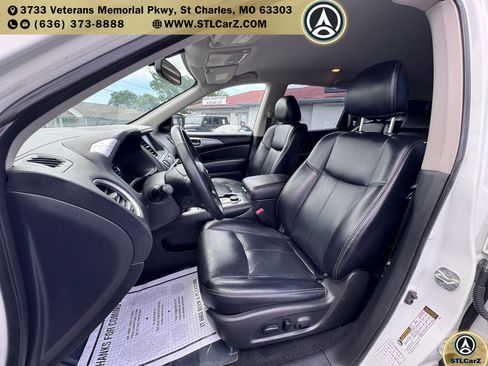 Used 2020 Nissan Pathfinder SL AWD/4WD image 9