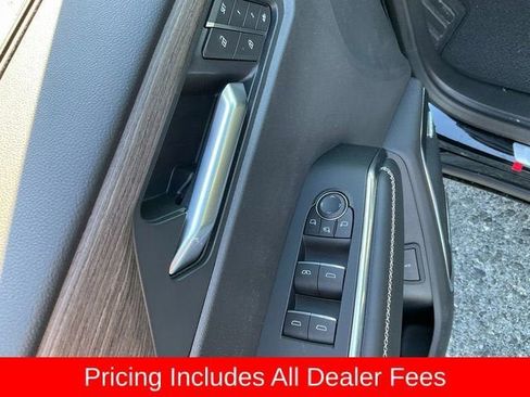 New 2026 GMC Acadia Denali w/ Super Cruise Package FWD image 5