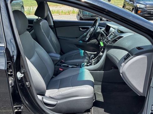 Used 2015 Hyundai Elantra Limited FWD image 11
