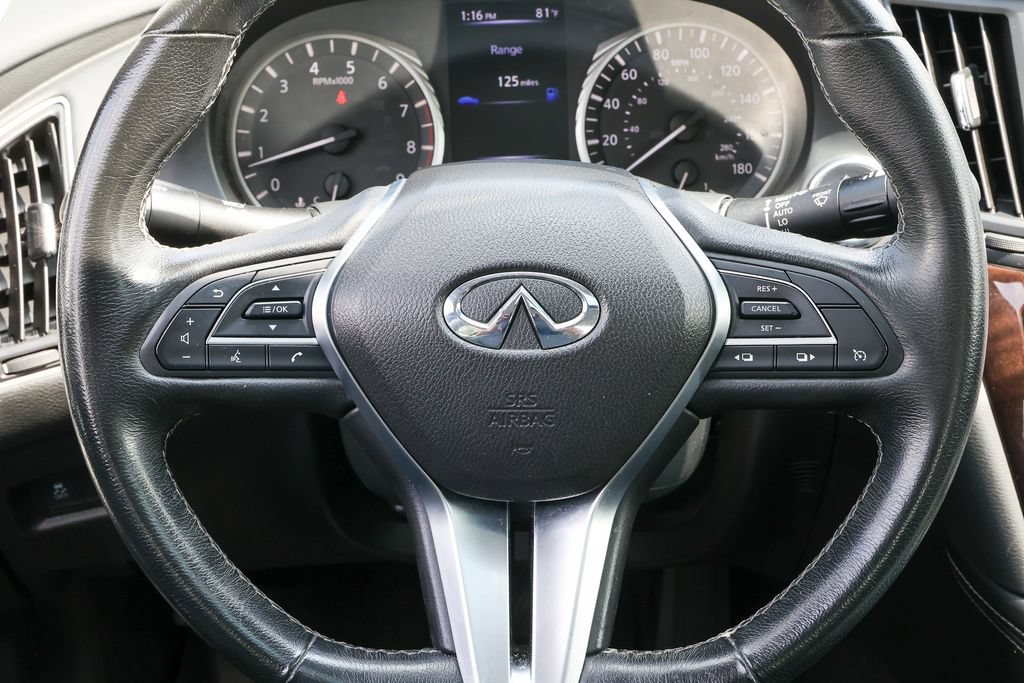 Used 2018 INFINITI Q50 Luxe w/ Essential Package (3.0T Luxe) AWD/4WD image 9