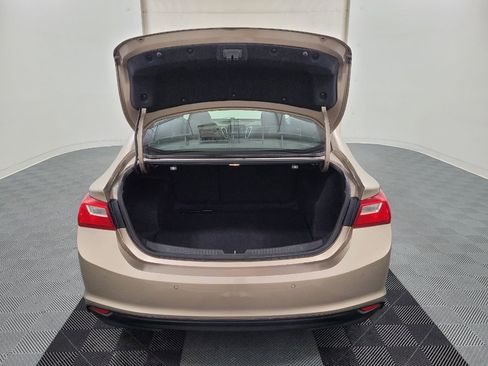 Used 2018 Chevrolet Malibu LT w/ Driver Confidence Package FWD image 29