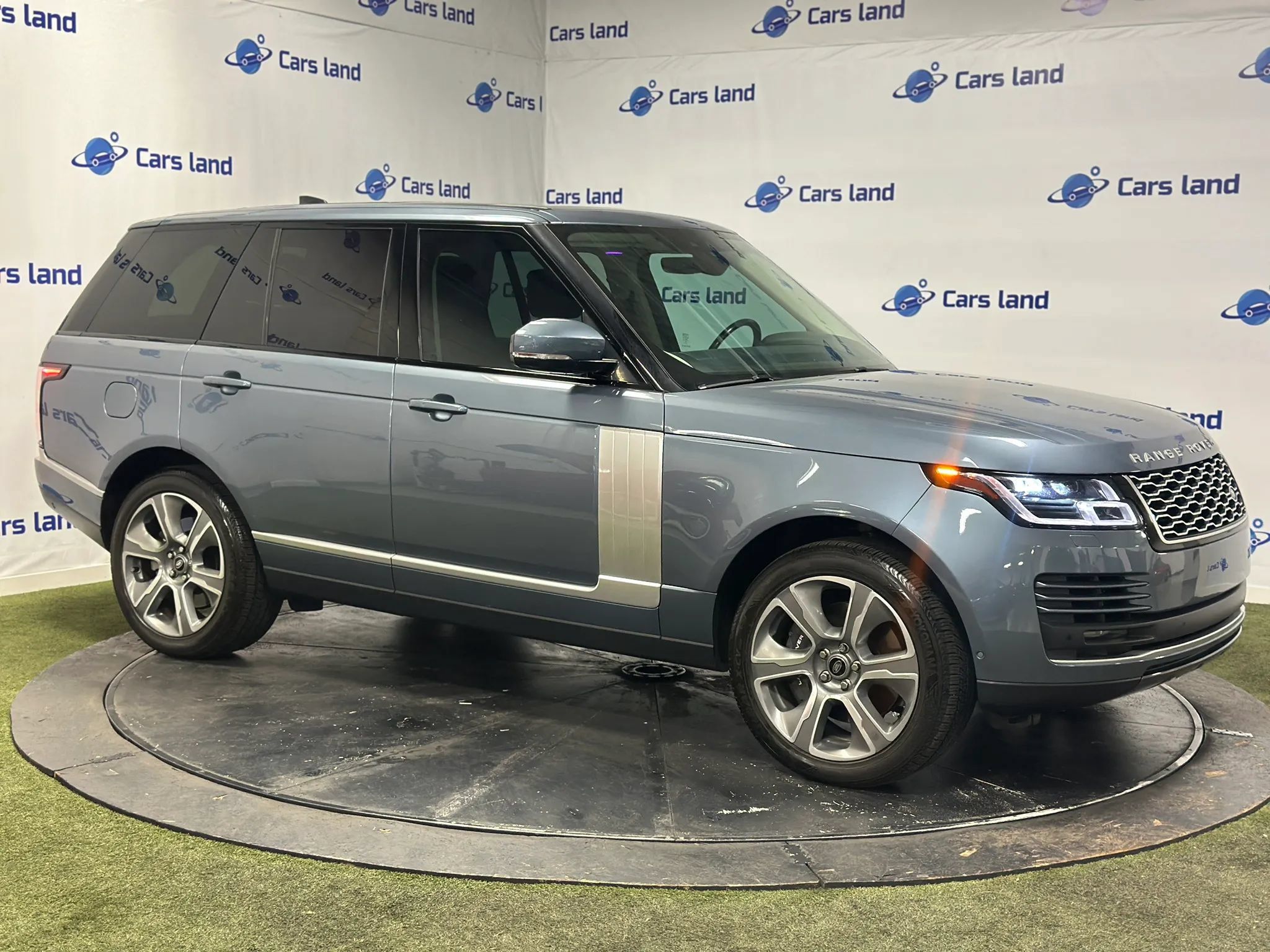 Used 2021 Land Rover Range Rover Westminster Edition AWD/4WD image 2