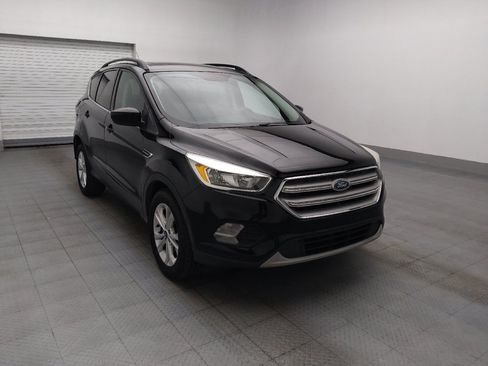 Used 2018 Ford Escape SE FWD image 13