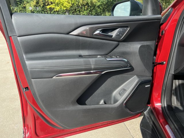 Used 2025 Chevrolet Traverse High Country w/ LPO, Floor Liner Package FWD image 23