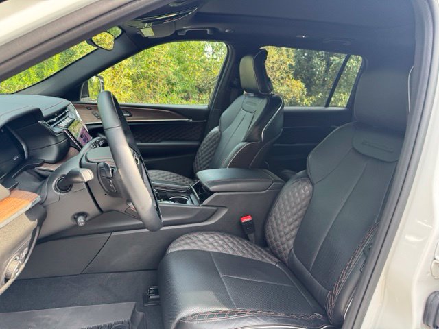 Used 2025 Jeep Grand Cherokee L Summit AWD/4WD image 10