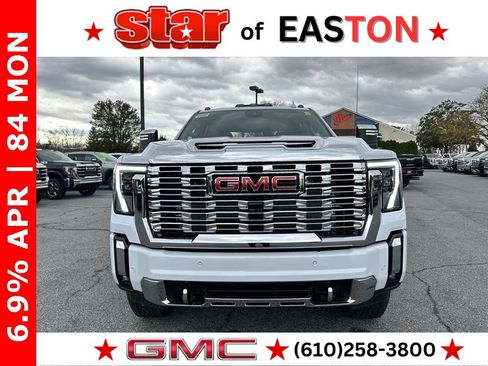 New 2026 GMC Sierra 2500 Denali w/ Denali Reserve Package image 4