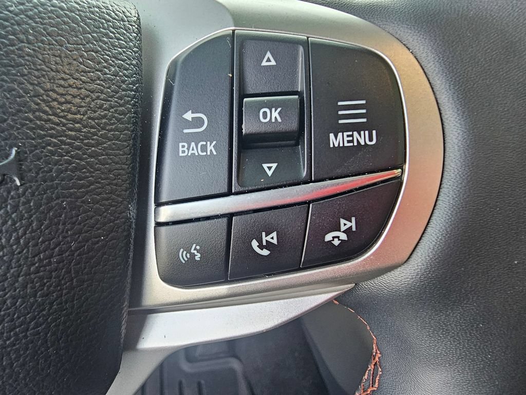 Used 2025 Ford Explorer Active w/ Active Comfort Package AWD/4WD image 21